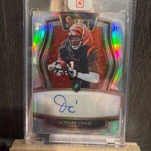 Ja’Marr Chase XRC Rookie Auto Panini Select Bengals RC Autograph Mint